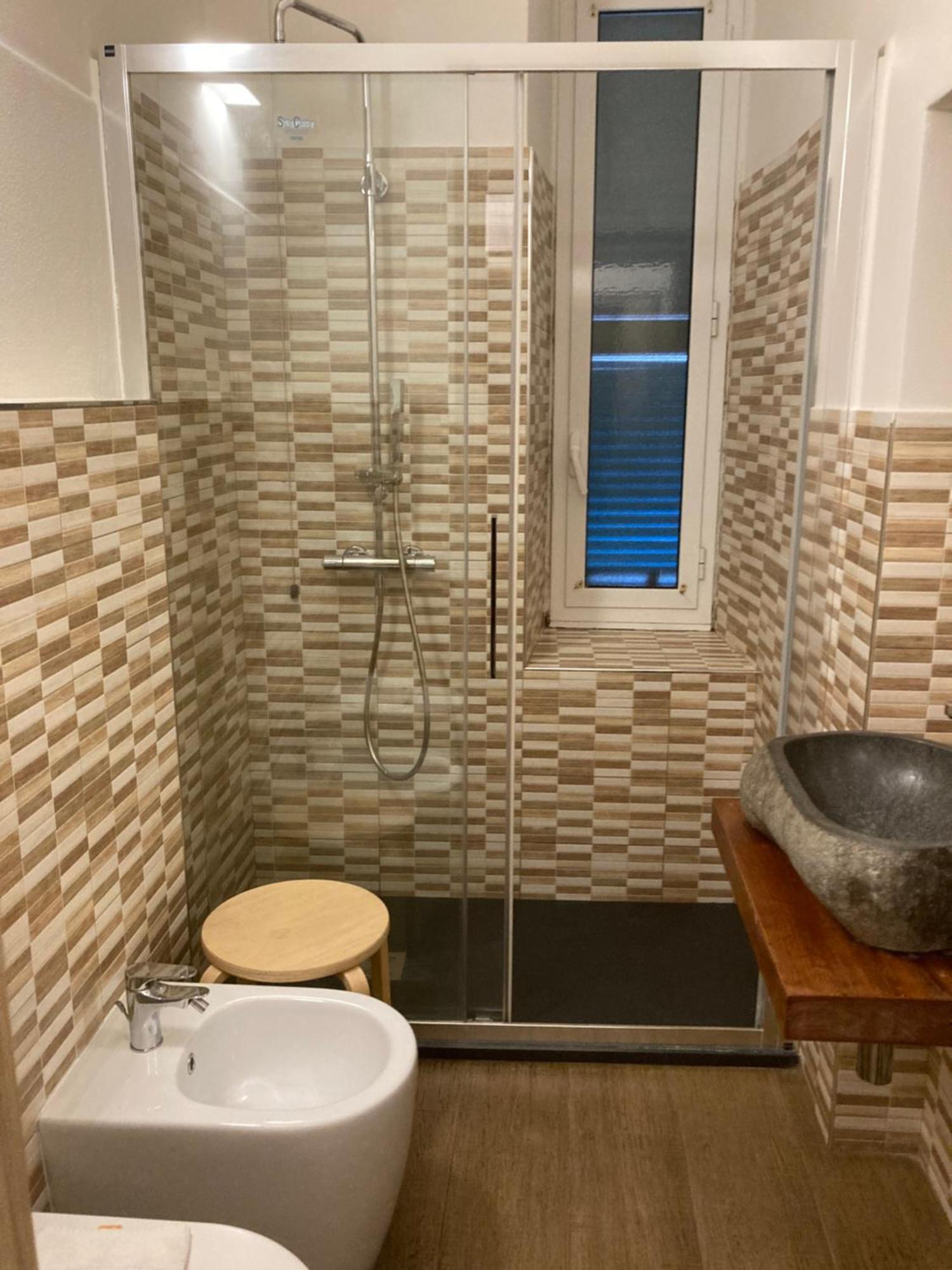 Bella Napoli Guesthouse Trattoria Pizzeria La Spezia Dış mekan fotoğraf