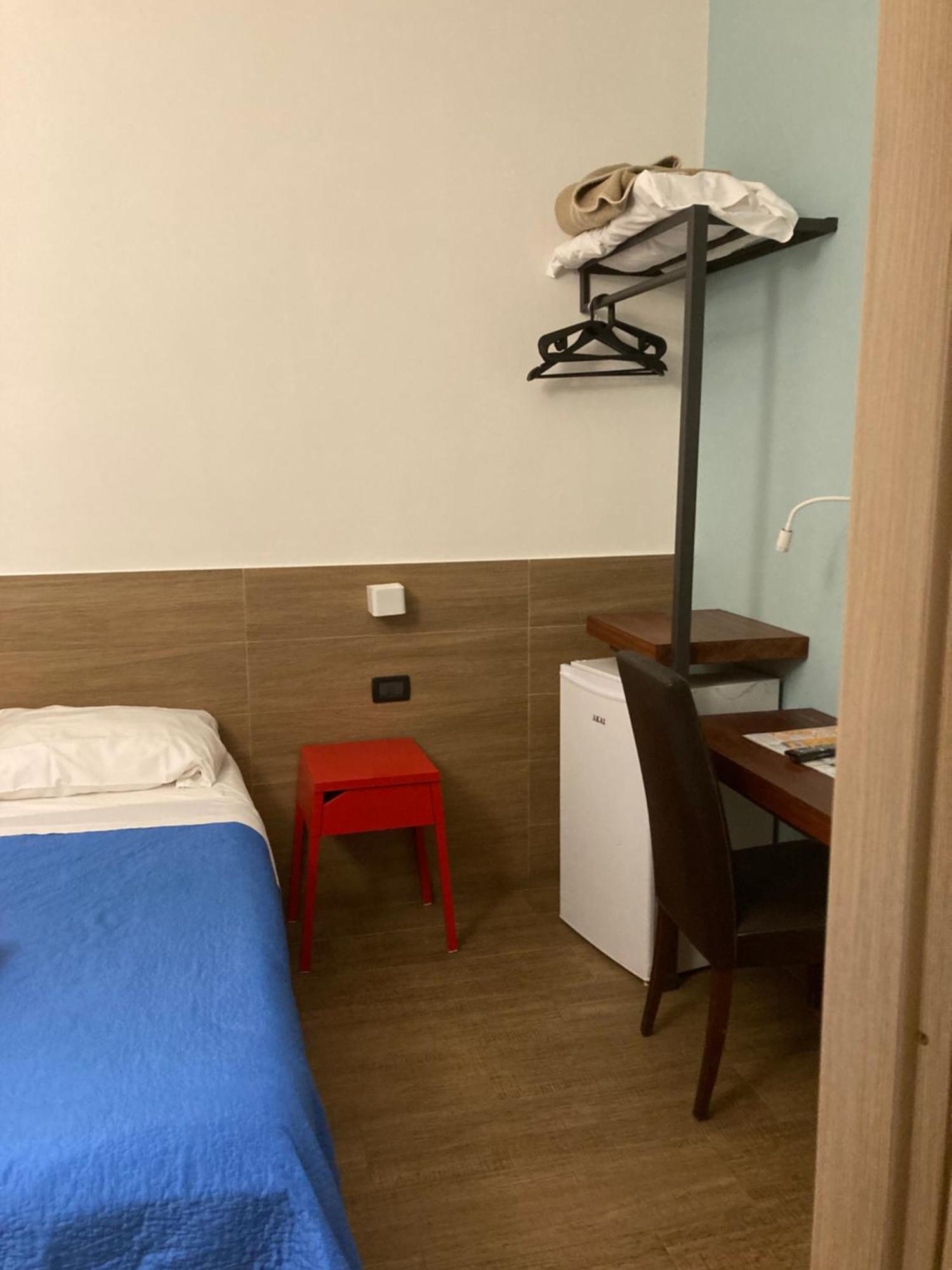 Bella Napoli Guesthouse Trattoria Pizzeria La Spezia Dış mekan fotoğraf
