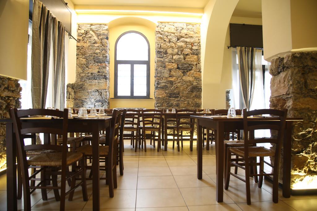Bella Napoli Guesthouse Trattoria Pizzeria La Spezia Dış mekan fotoğraf