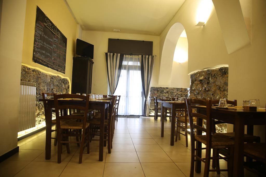Bella Napoli Guesthouse Trattoria Pizzeria La Spezia Dış mekan fotoğraf
