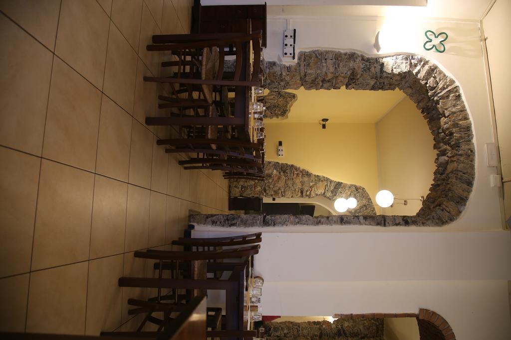 Bella Napoli Guesthouse Trattoria Pizzeria La Spezia Dış mekan fotoğraf
