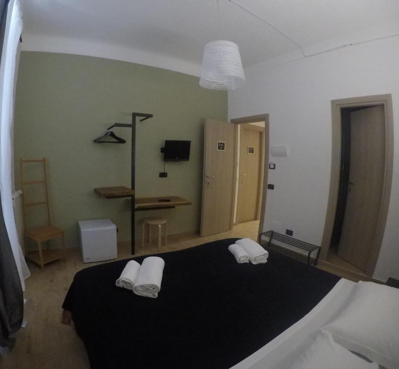 Bella Napoli Guesthouse Trattoria Pizzeria La Spezia Dış mekan fotoğraf